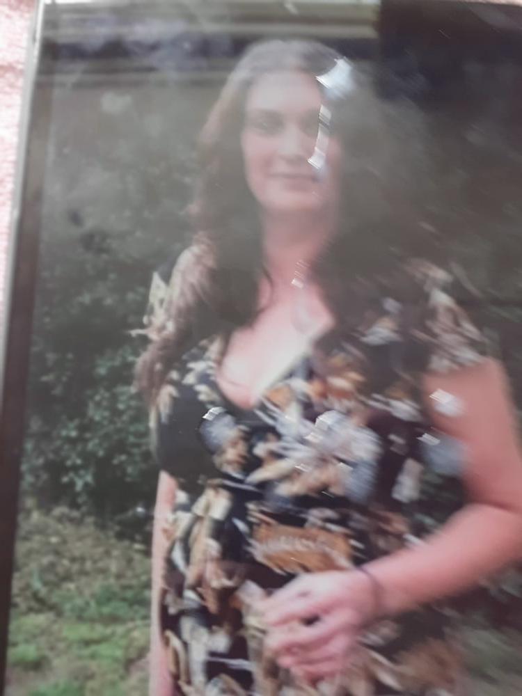 11P Tribute to 3inchpetere mum &amp; sister