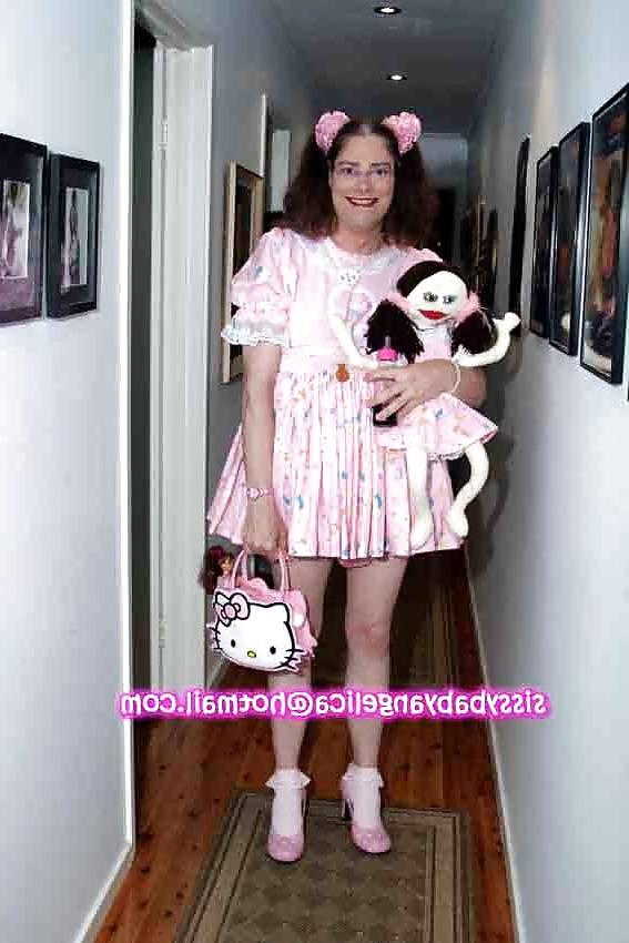 6P I love being a sissy baby girl