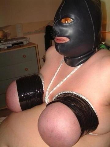 19P Slave milf mix