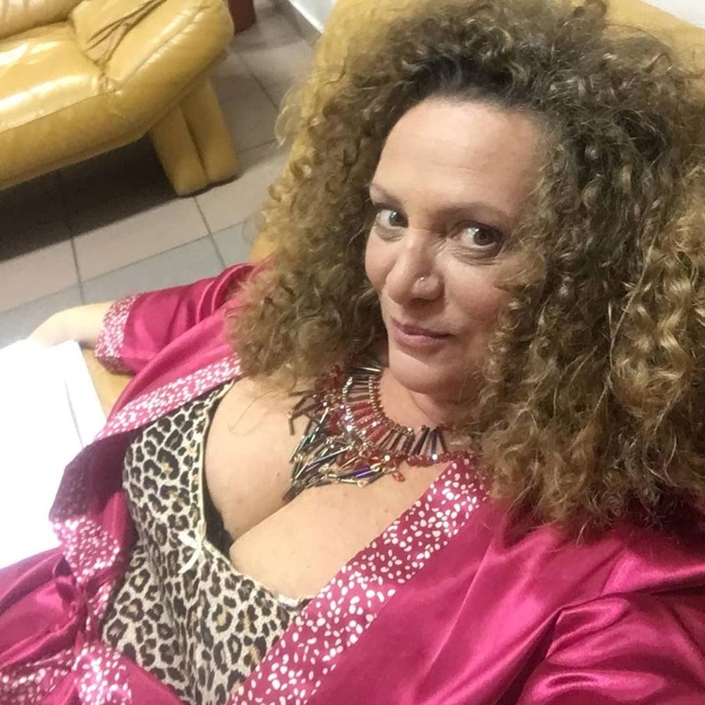 17P Huge Mature Serbian Tits-Sandra