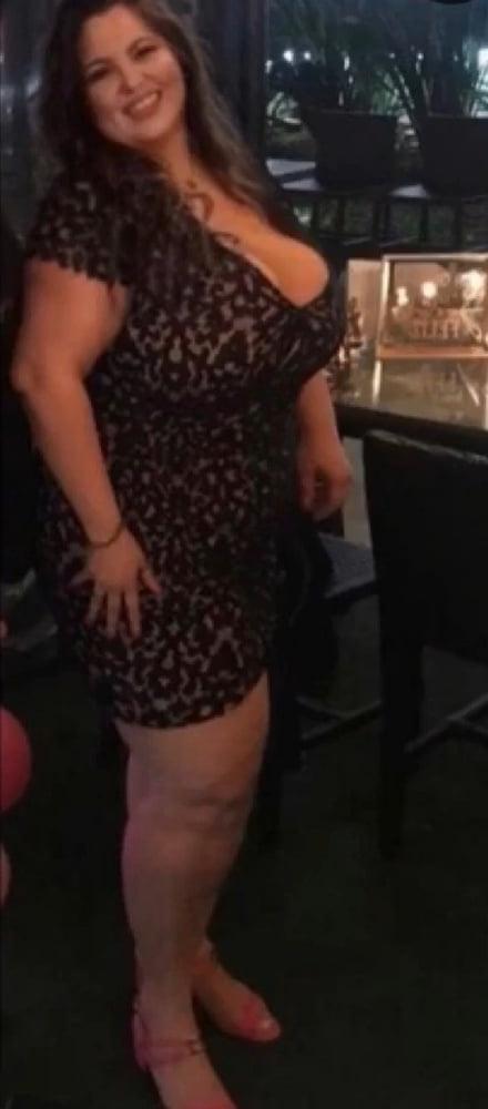 25P Huge tits BBW (clothed)