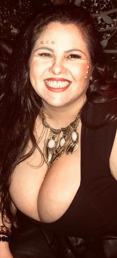 25P Huge tits BBW (clothed)
