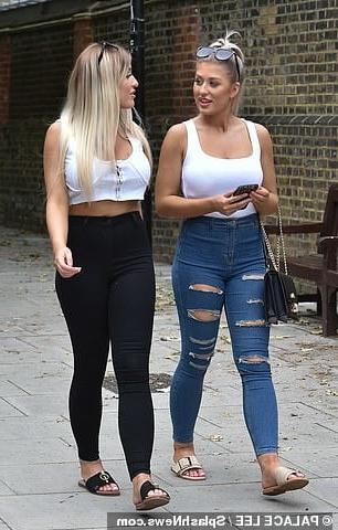 25P Eve Gale huge tits and arse