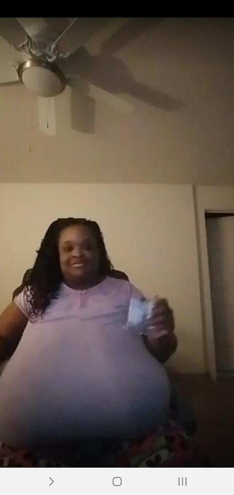 25P Huge Tits Huge Ass2