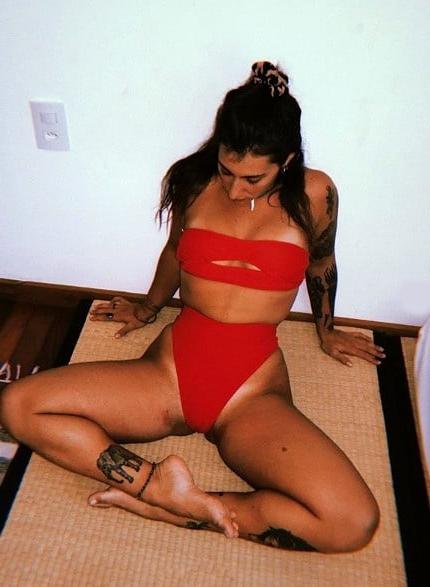 12P Sexy Friend