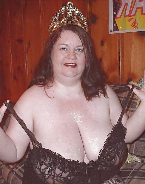 16P Brunette Mom with Huge TITS