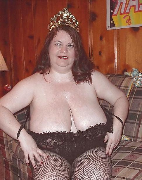 16P Brunette Mom with Huge TITS