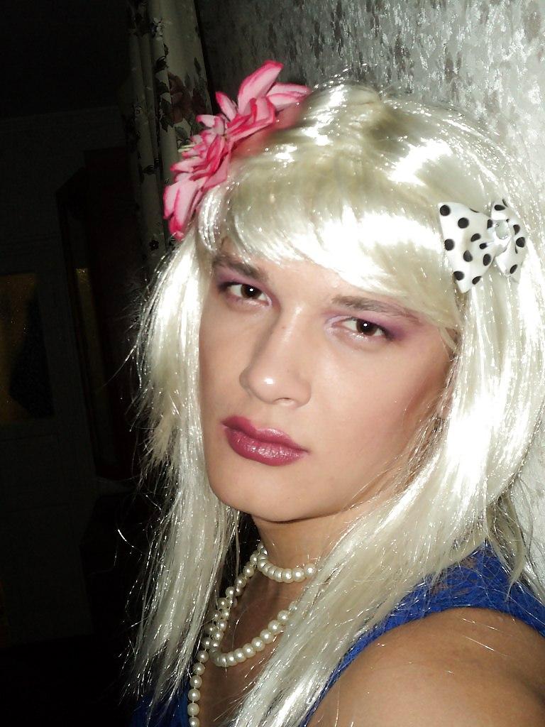 25P Crossdressers, Sissy, transvestites.