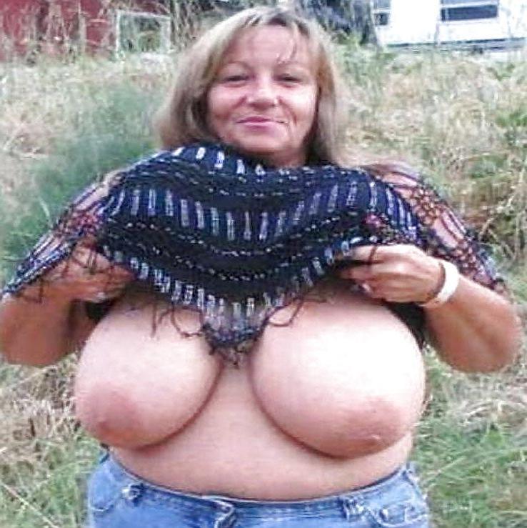 25P Huge Tits #2