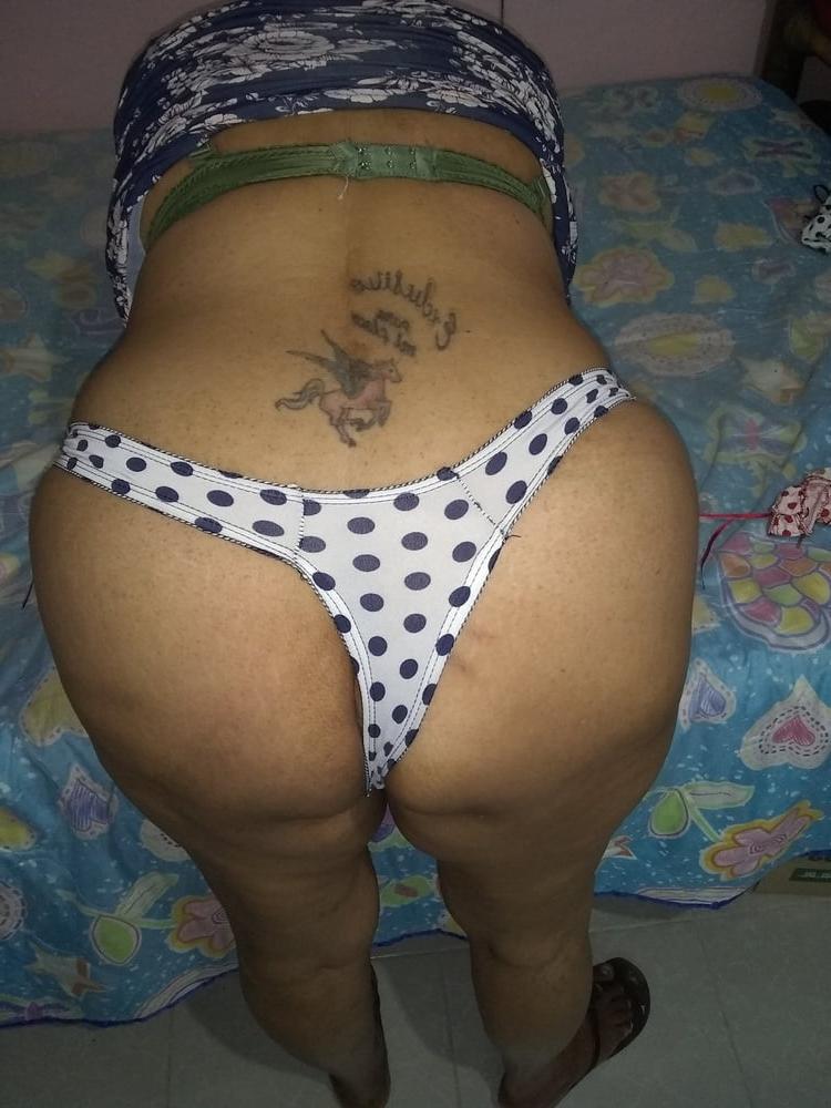 25P Mrs Manoela 70 yo is a granny of one of my friend