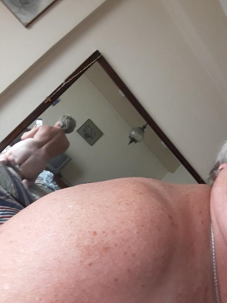 18P Friend Granny 69 years Badoo