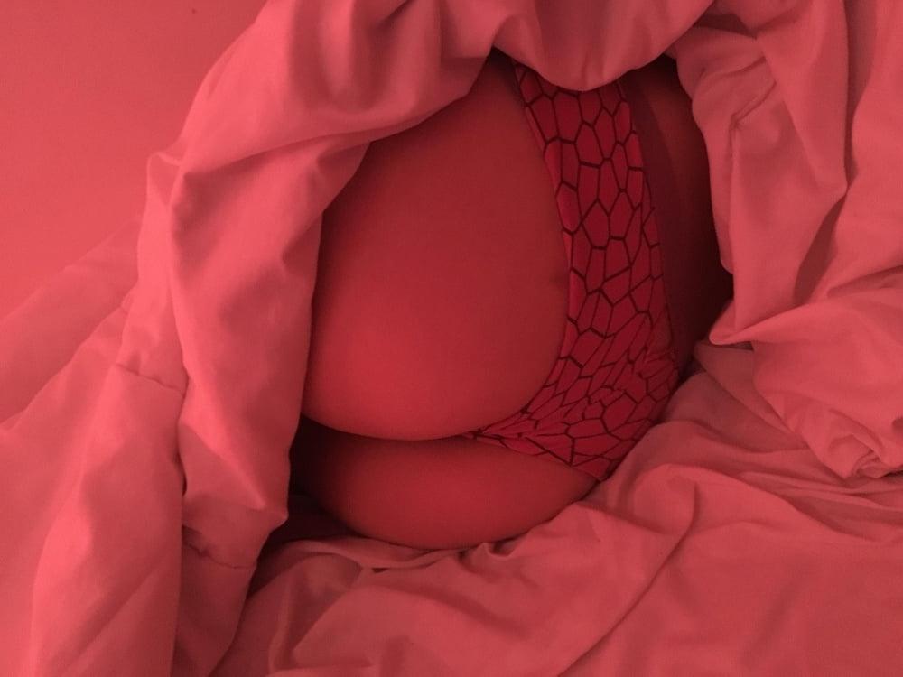 13P Ma sister  quand elle dort