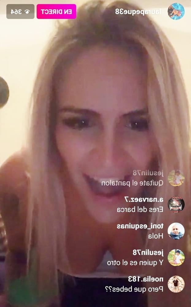 25P Real friend big tits (46) - massive cleavage downblouse