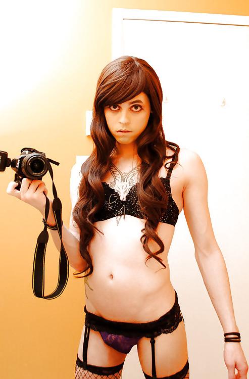 23P Hung Prissy Sissy's