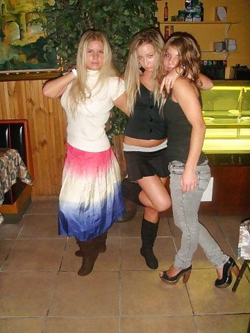 25P Sexy teen and her oldest sister