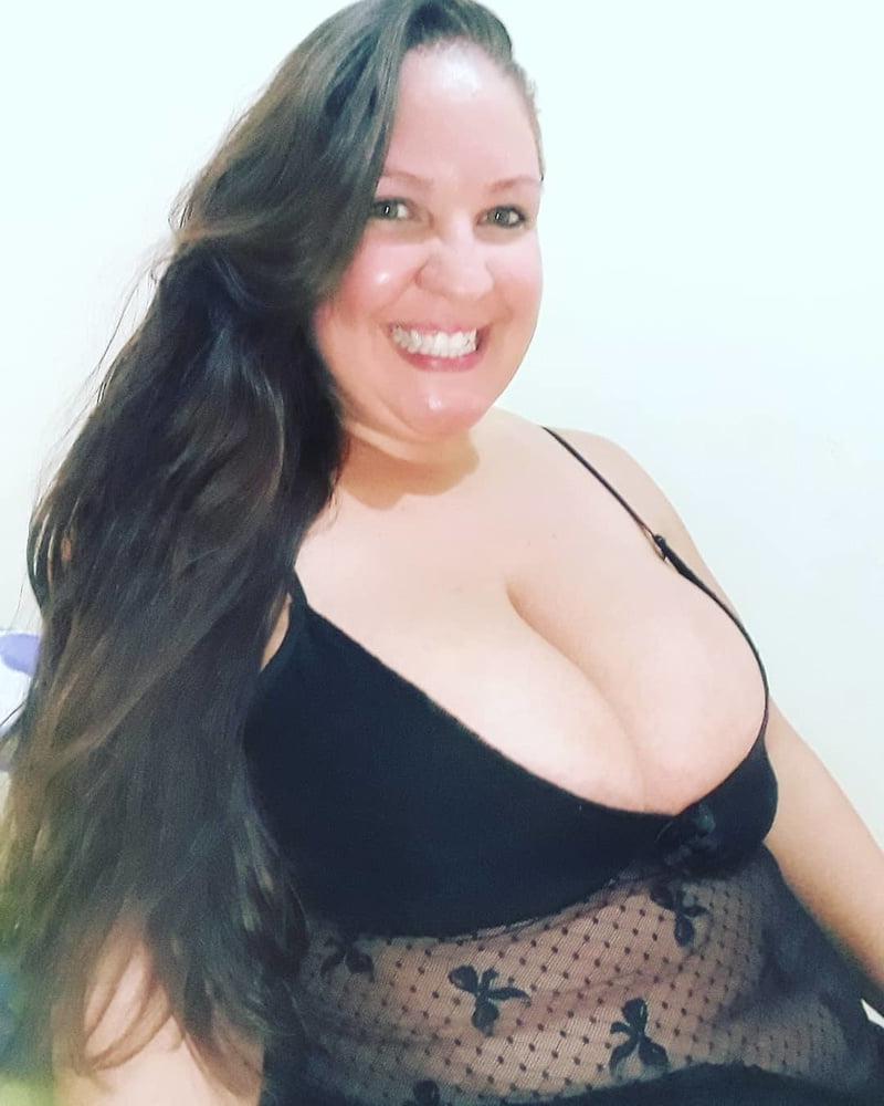 23P My friend eats her ass and cums in the face