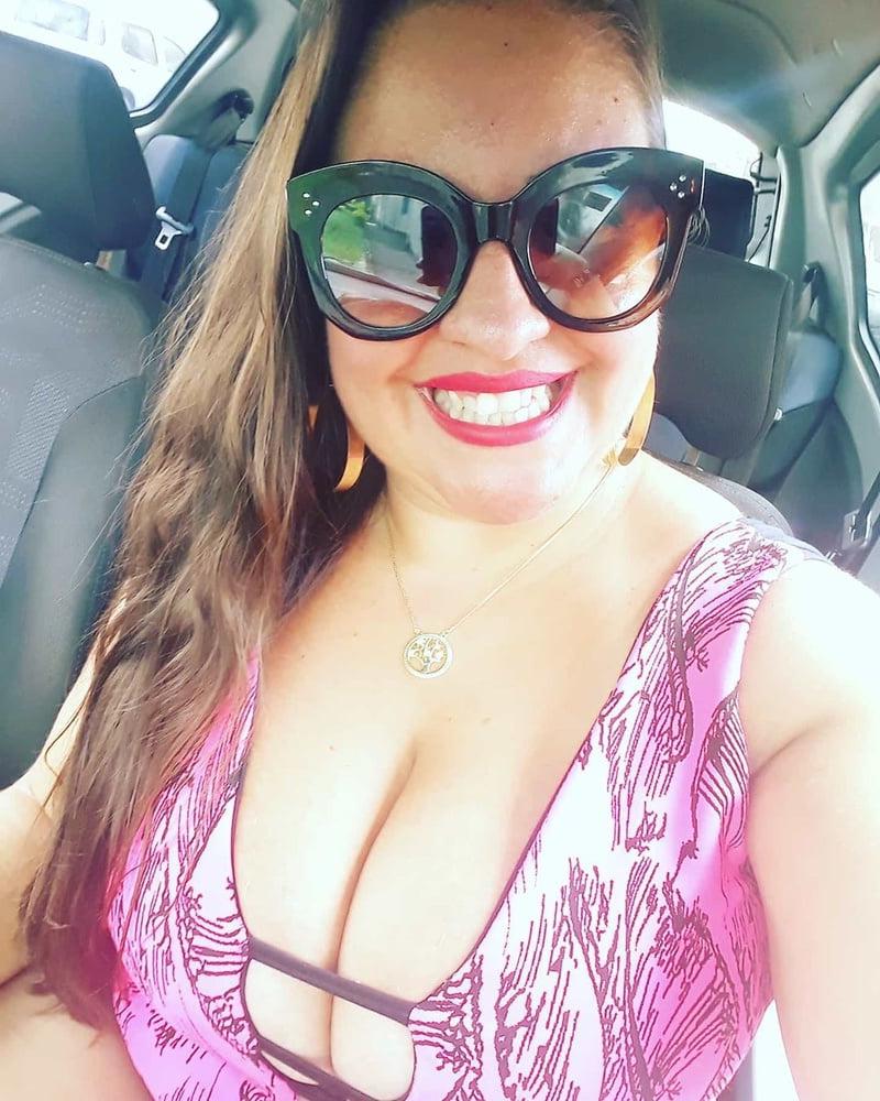 23P My friend eats her ass and cums in the face