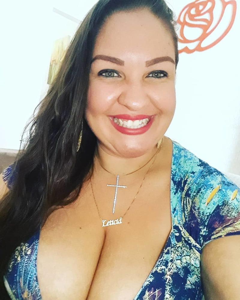 23P My friend eats her ass and cums in the face