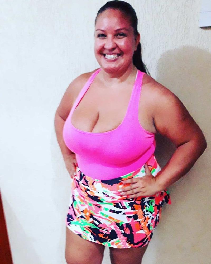 23P My friend eats her ass and cums in the face